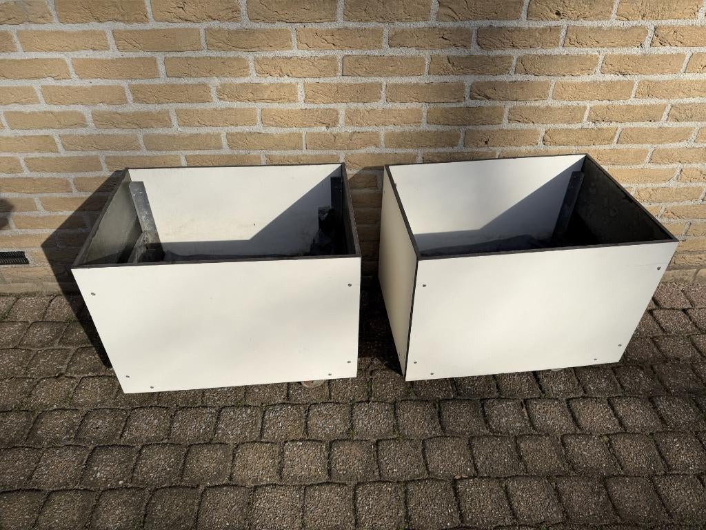 verrijdbare bloembakken van wit Trespa  10 mm dik, Tuin en Terras, Ophalen, Overige materialen, Minder dan 60 cm, Zo goed als nieuw