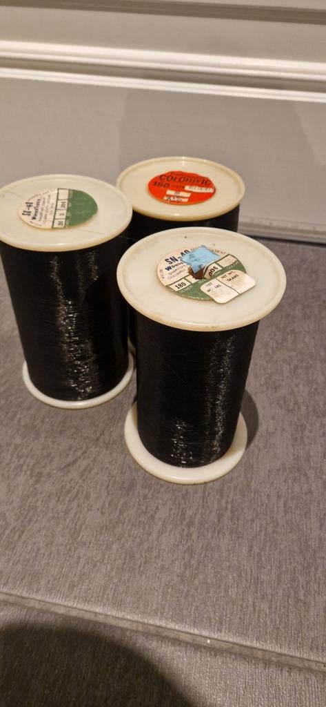 3x Zwart Garen - Donisthorpes Colorific & S.M.W., Ophalen, Gebruikt, Garen of Naald(en)