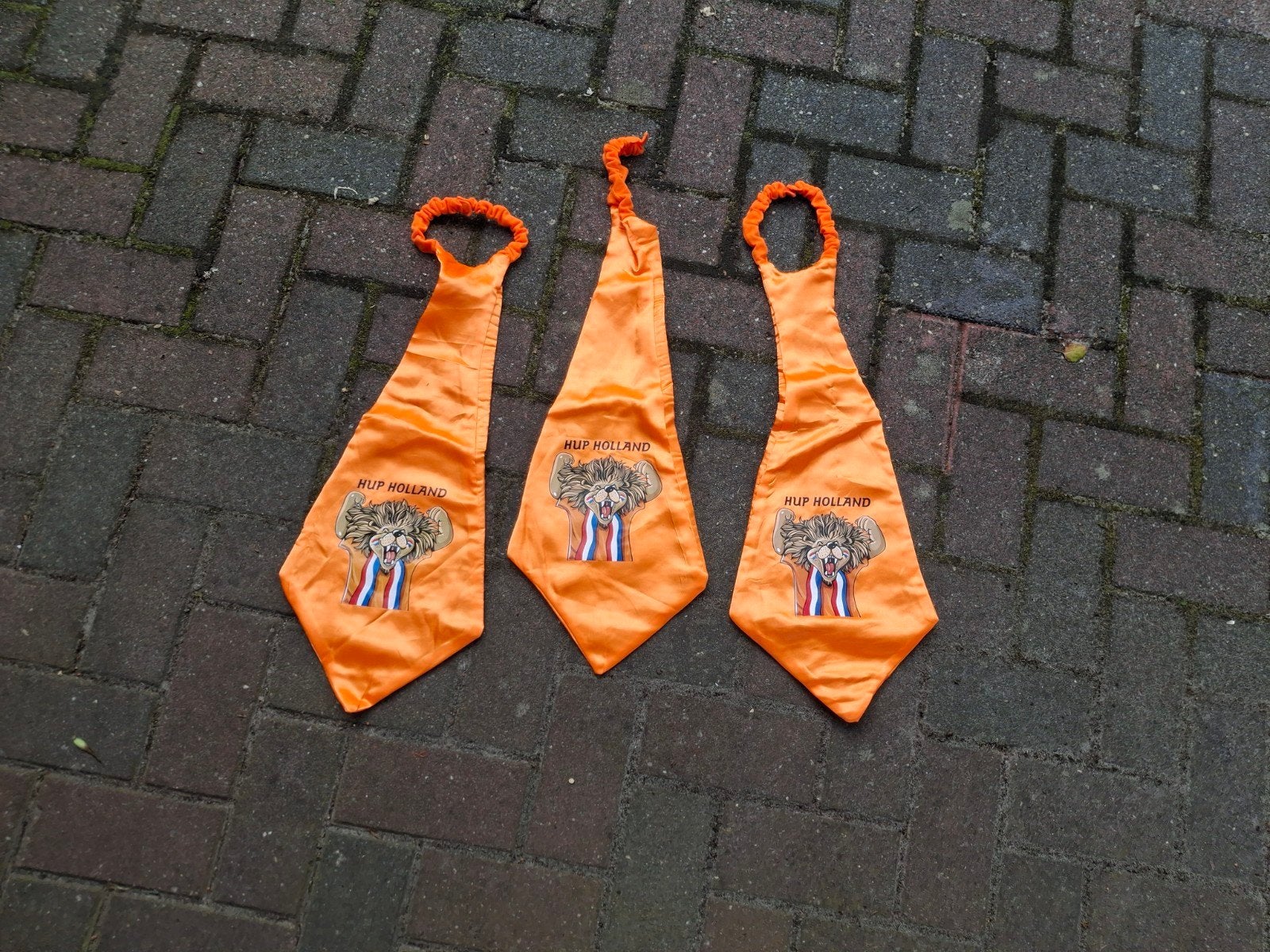 Oranje strik met leeuw 3 stuks, Ophalen of Verzenden