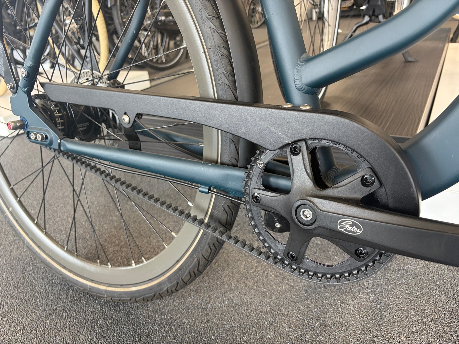 Gazelle Esprit Belt L54 Pine Green S7 - Nieuw van €1199 voor, Fietsen en Brommers, 53 tot 56 cm, Gazelle@gazelle.nl, Gazelle, Versnellingen