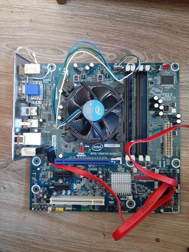 Partij intel moederborden\mainboards incl proc en ram, Ophalen, Gebruikt, DDR3, Micro-ATX