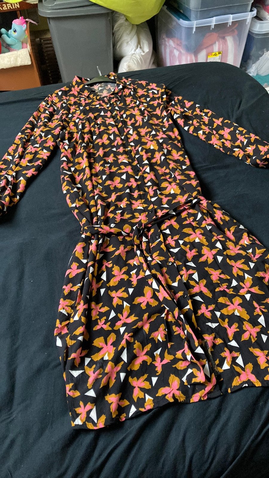 Laura Scott maat 40 jurk met bladerprint en ceintuur, Maat 38/40 (M), Zwart, Ophalen of Verzenden, Gedragen