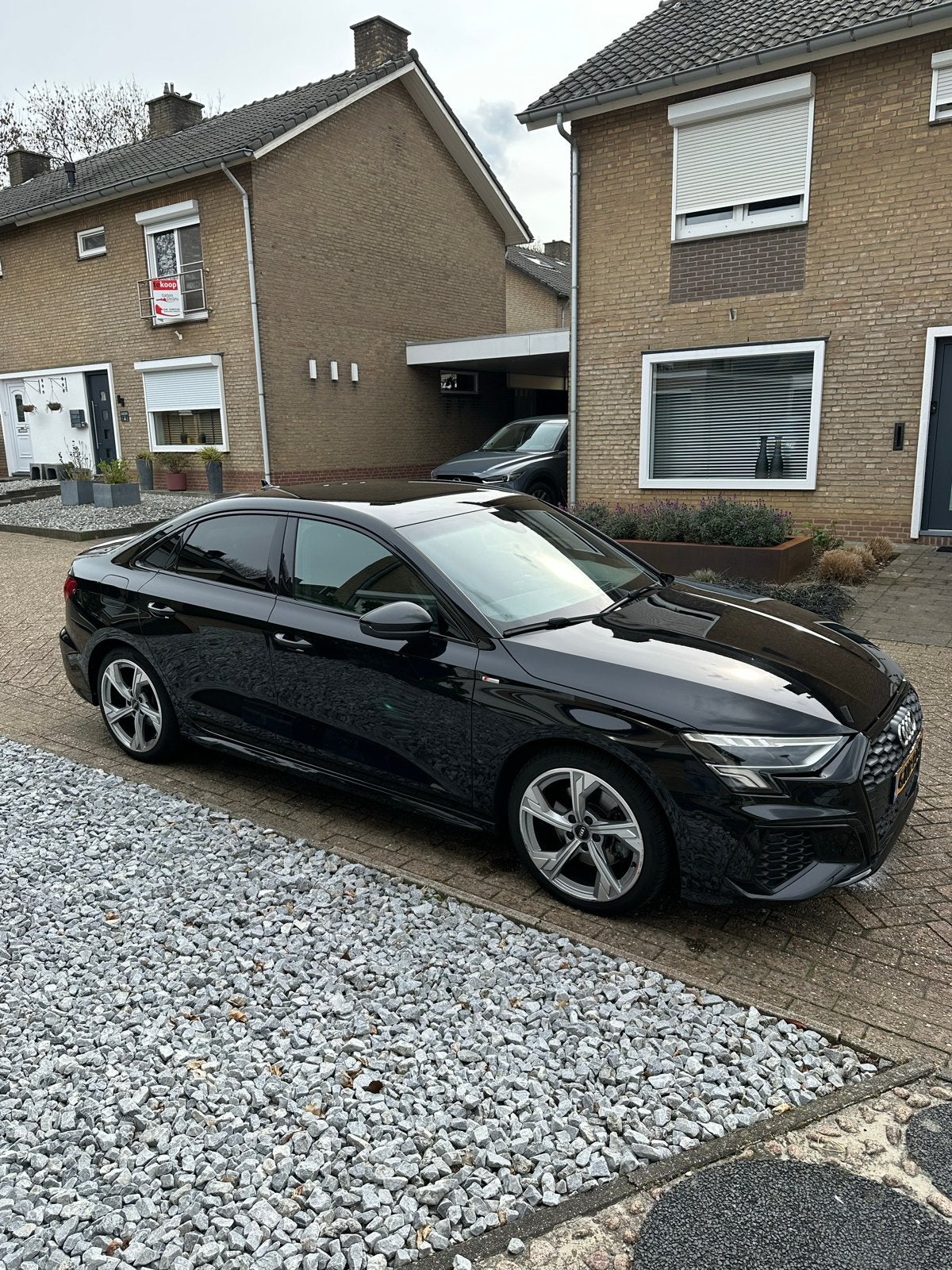 Audi A3 35 Tfsi 150pk S-line 2020 Zwart limousine, Voorwielaandrijving, 1498 cc, 4 cilinders, Zwart