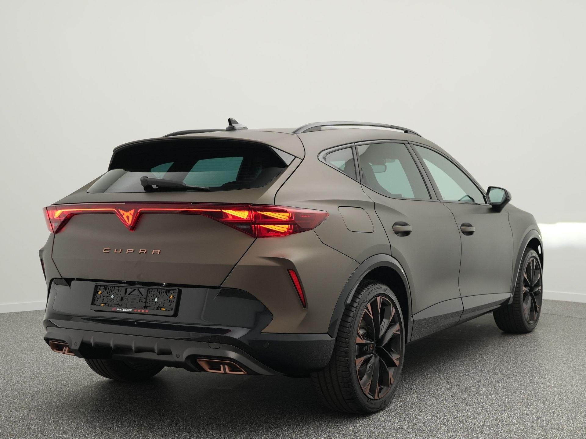 Cupra Formentor 1.5 TSI e-Hybrid 272pk VZ Extreme | Panorama, Auto's, Euro 6, 4 cilinders, 150 min, 26 kWh