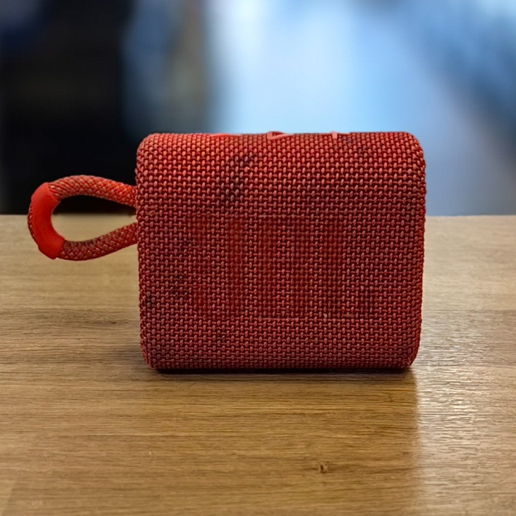 JBL GO 3 Bluetooth Speaker | Rood - Prima!, JBL, Zo goed als nieuw, Support@jbl.com, 400 Atlantic Street
Stamford, CT 06901
USA