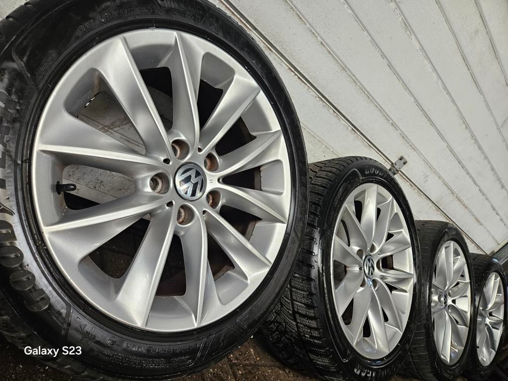18  inch Vw Transporter T5 T6 T7 camper Bulli velgen banden, 18 inch, Gebruikt, 235 mm, Band(en)
