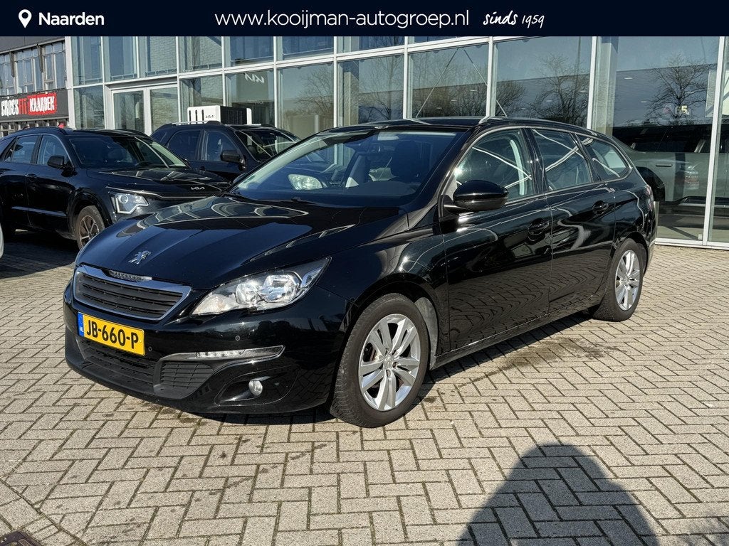Peugeot 308 SW 1.2 PureTech Blue Lease Premium | Trekhaak |, Stof, Gebruikt, Euro 6, 1199 cc