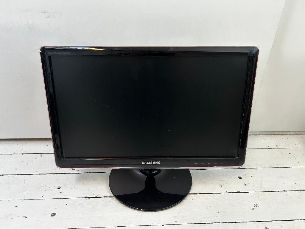 Samsung monitor 22 inch, model S22A350HS/EN, Gaming, Kantelbaar, HDMI, Full HD