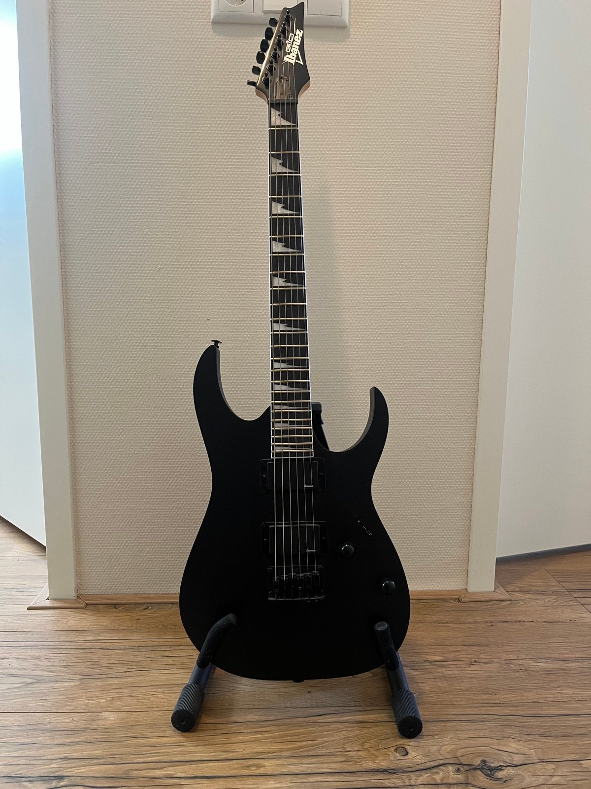 Ibanez GRG-121DX-BKF gitaar, Ophalen, Zo goed als nieuw, Solid body, Ibanez
