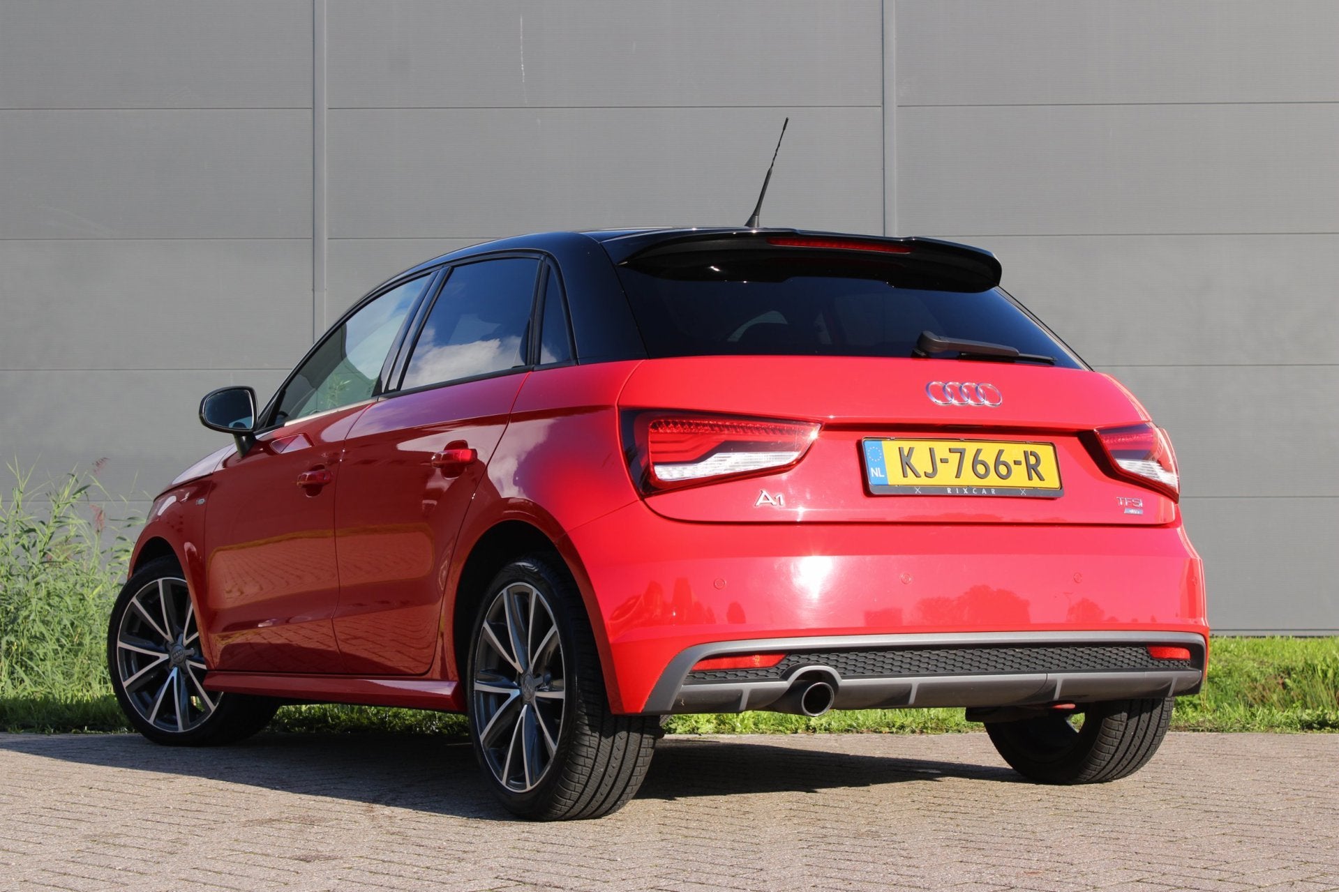 Audi A1 Sportback 1.0 TFSI S-Line Adrenalin Navi PDC !NIEUWB, Auto's, Voorwielaandrijving, Stof, 95 pk, 4 stoelen