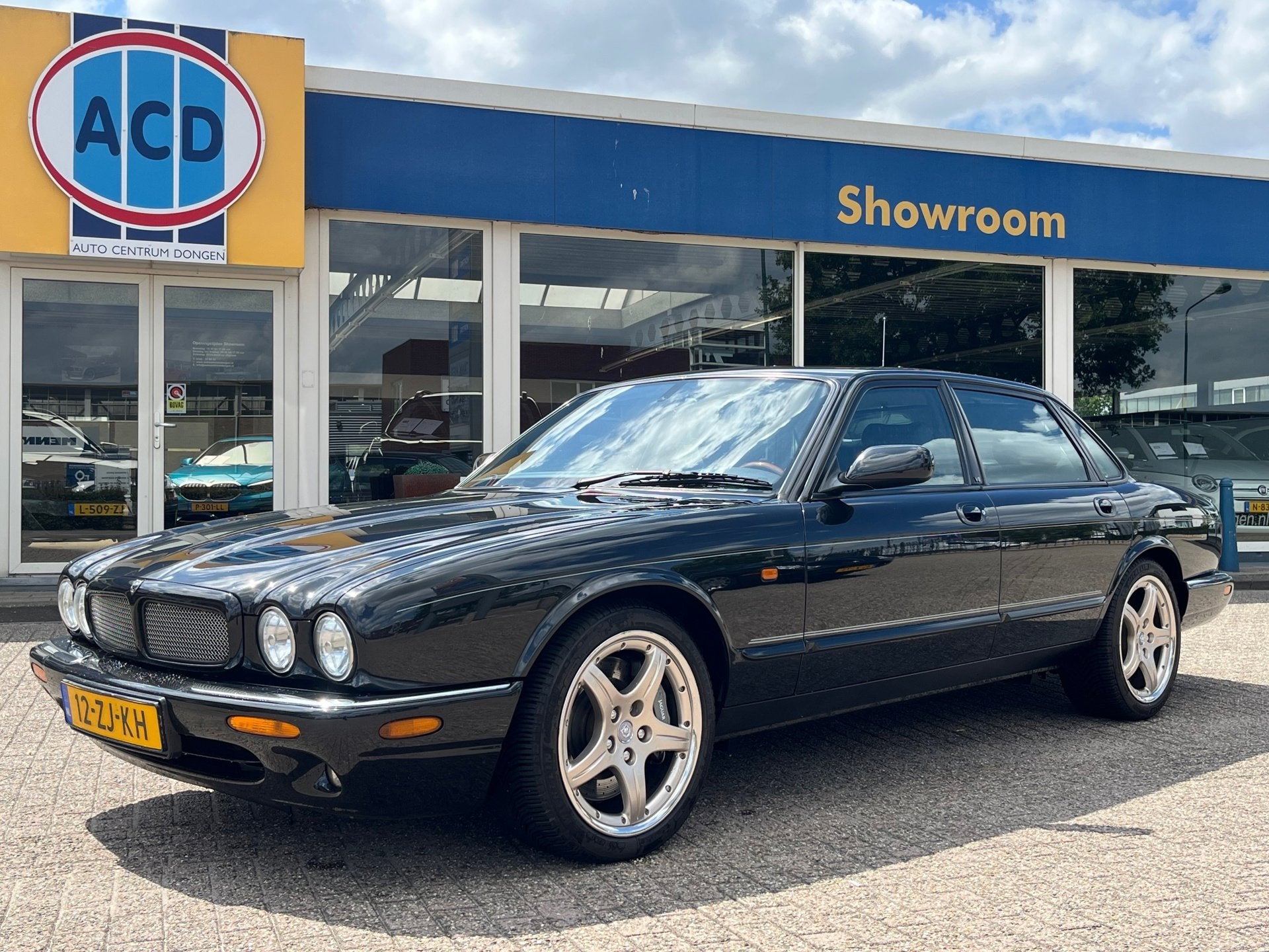 Jaguar XJR 4.0 V8 | Uitzonderlijk nette staat | 1ste Eig. |, Automaat, Achterwielaandrijving, Gebruikt, Zwart