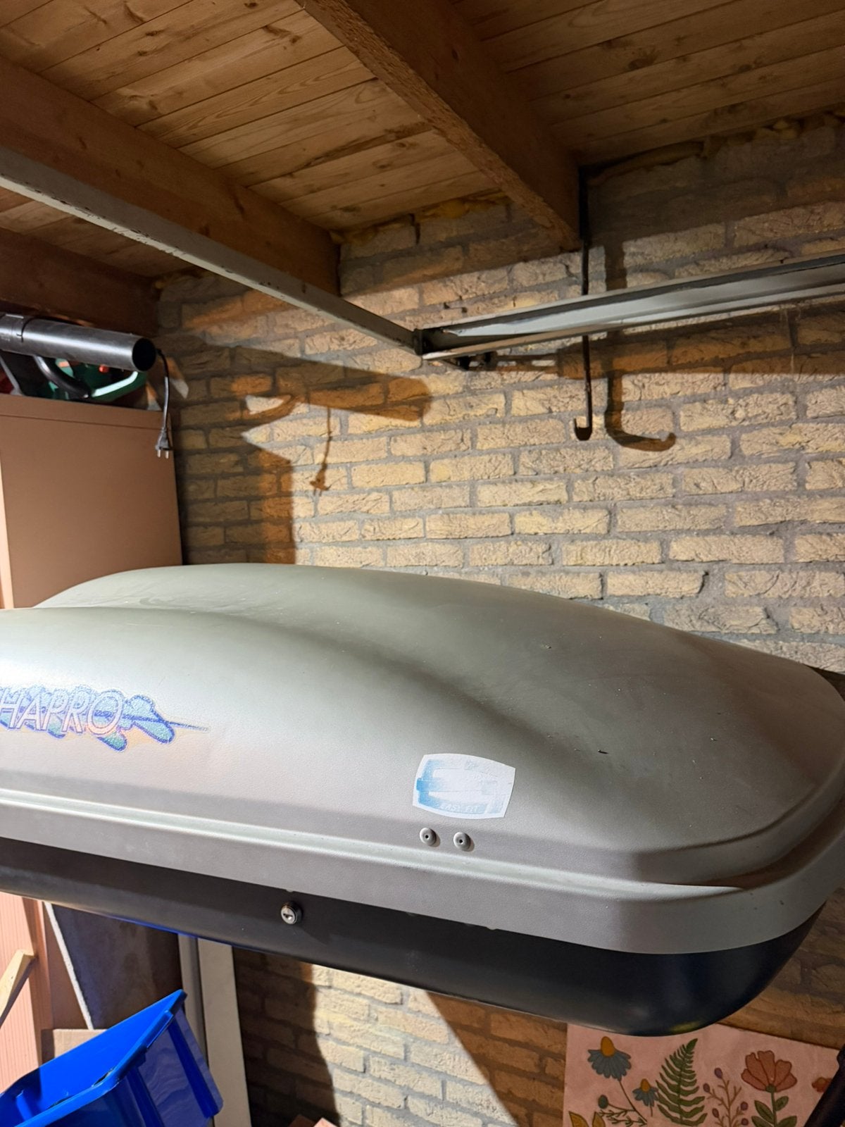 Dakkoffer Hapro met ophangbeugels, Ophalen, Gebruikt