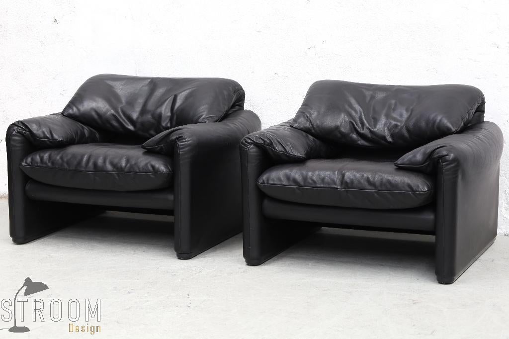 Cassina Maralunga Fauteuils Vintage Italiaans Design Jaren, Huis en Inrichting, Ophalen, Gebruikt, Zie website, Zie website