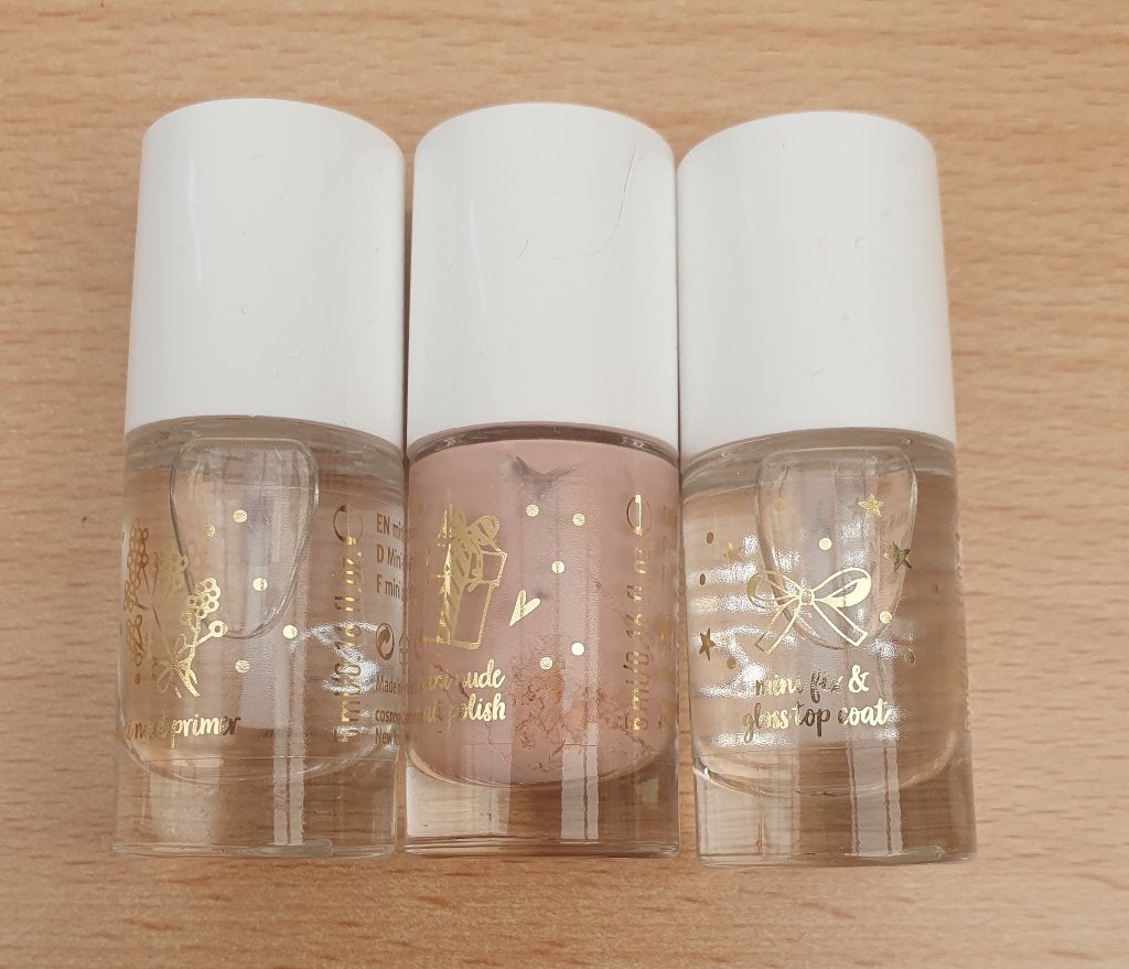 Essence nagelset: mini primer, nude nagellak& gloss top coat, Beige, Nieuw, Ophalen of Verzenden, Handen en Nagels