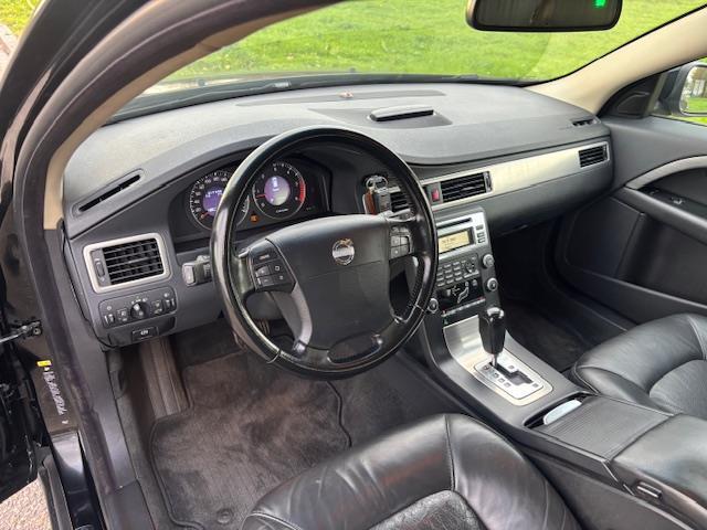 Volvo V70 2.4D Limited Edition Automaat ECC Audio/CD Navigat, Zwart, Euro 4, 750 kg, 5 cilinders