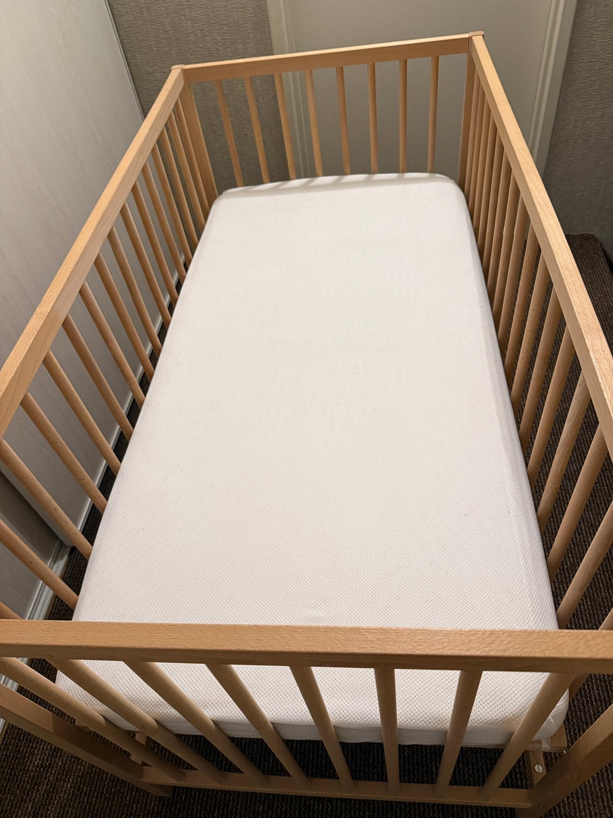 Baby ledikant met toebehoren, Ophalen, Gebruikt, Ledikant