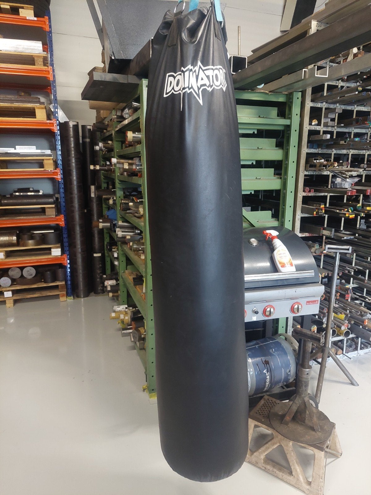 dominator bokszak 170x 35cm, Ophalen, Zo goed als nieuw, Bokszak
