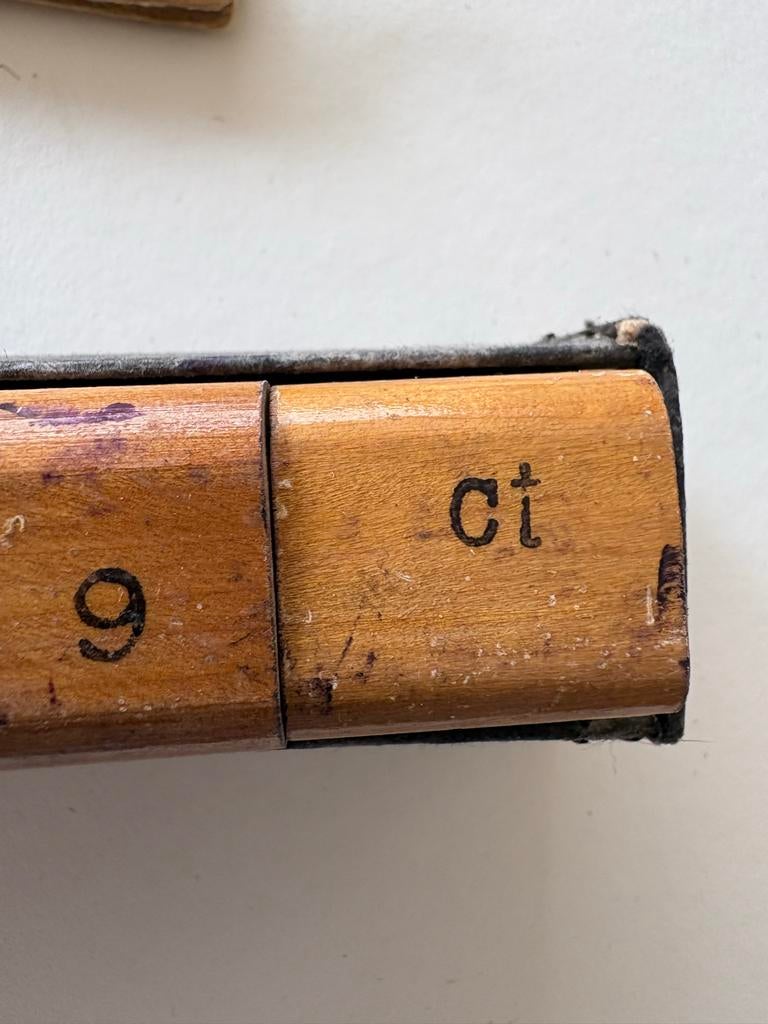 Vintage houten stempelset - cijfers en valuta, Ophalen of Verzenden