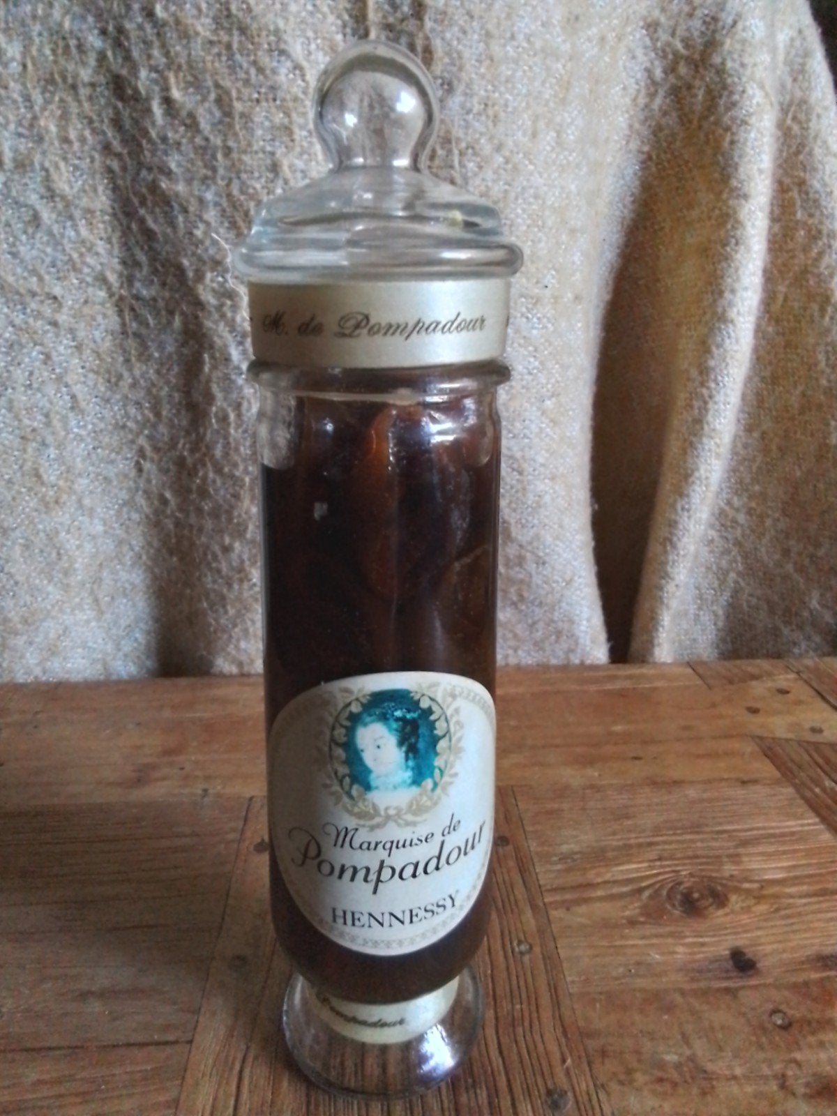 Vintage Hennessy Marquise de Pompadour fles, verzegeld, Verzenden