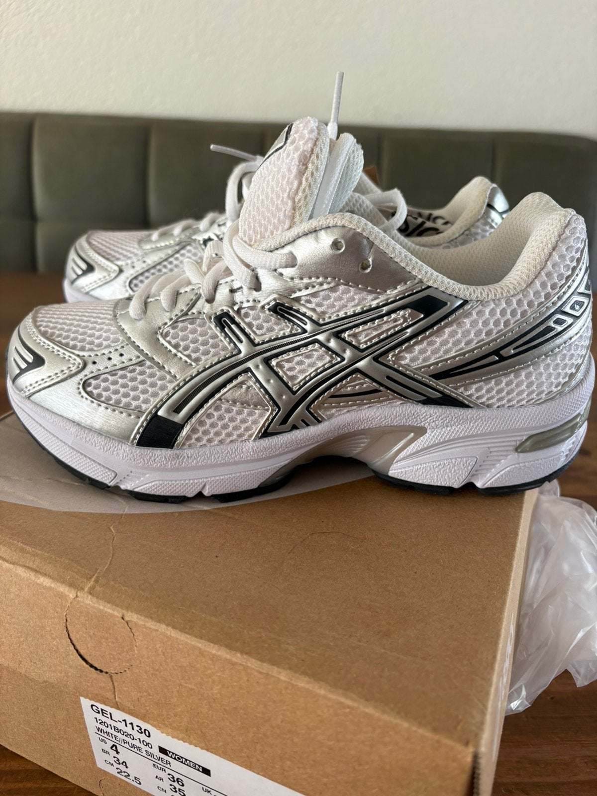 Asics white/pure silver maat 36, Overige typen, Nieuw, Ophalen of Verzenden, Overige sporten
