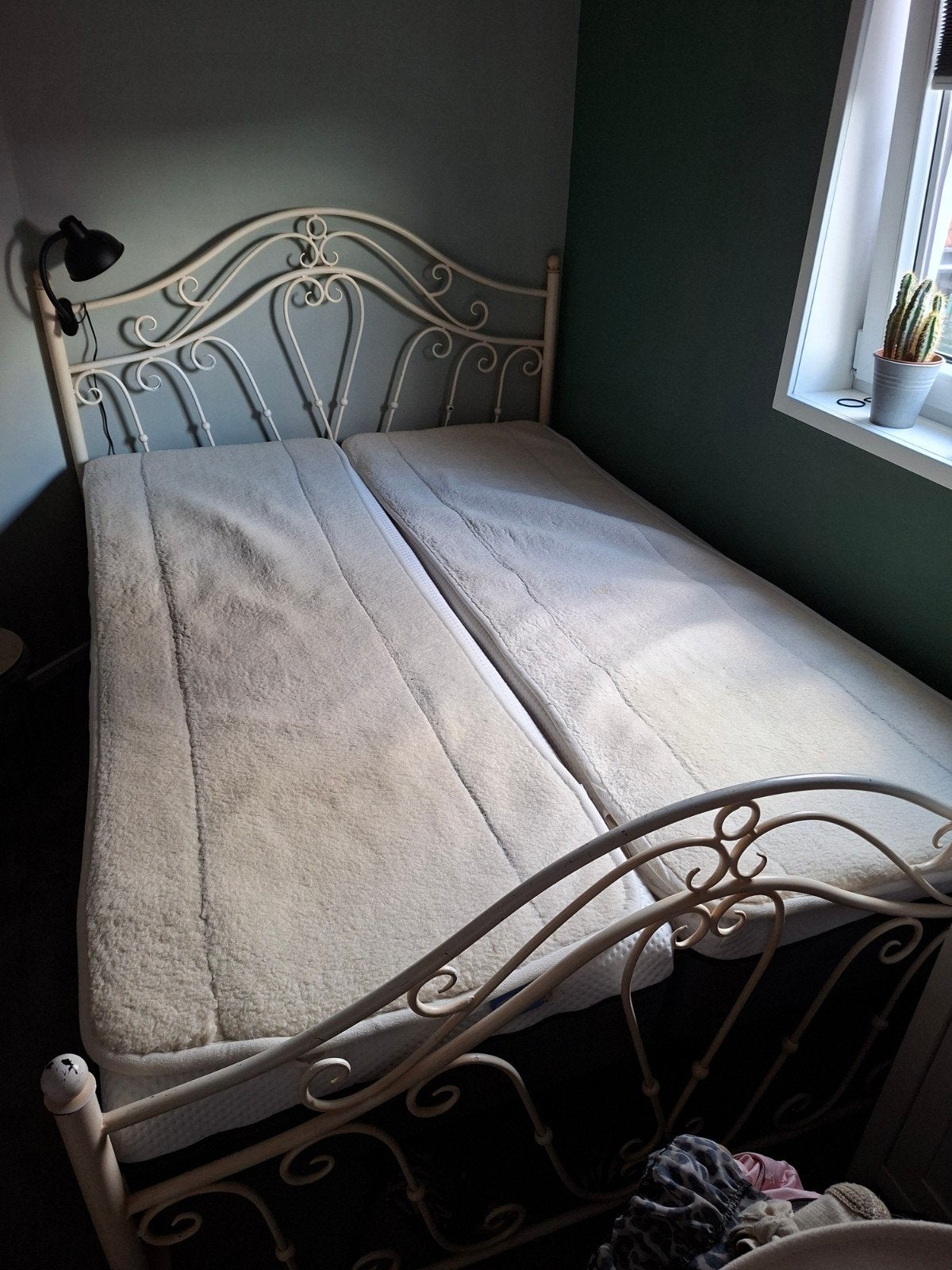 Tweepersoonsbed 140x200 met Emma matrassen en onderdekens, Ophalen, Gebruikt, Tweepersoons, 140 cm