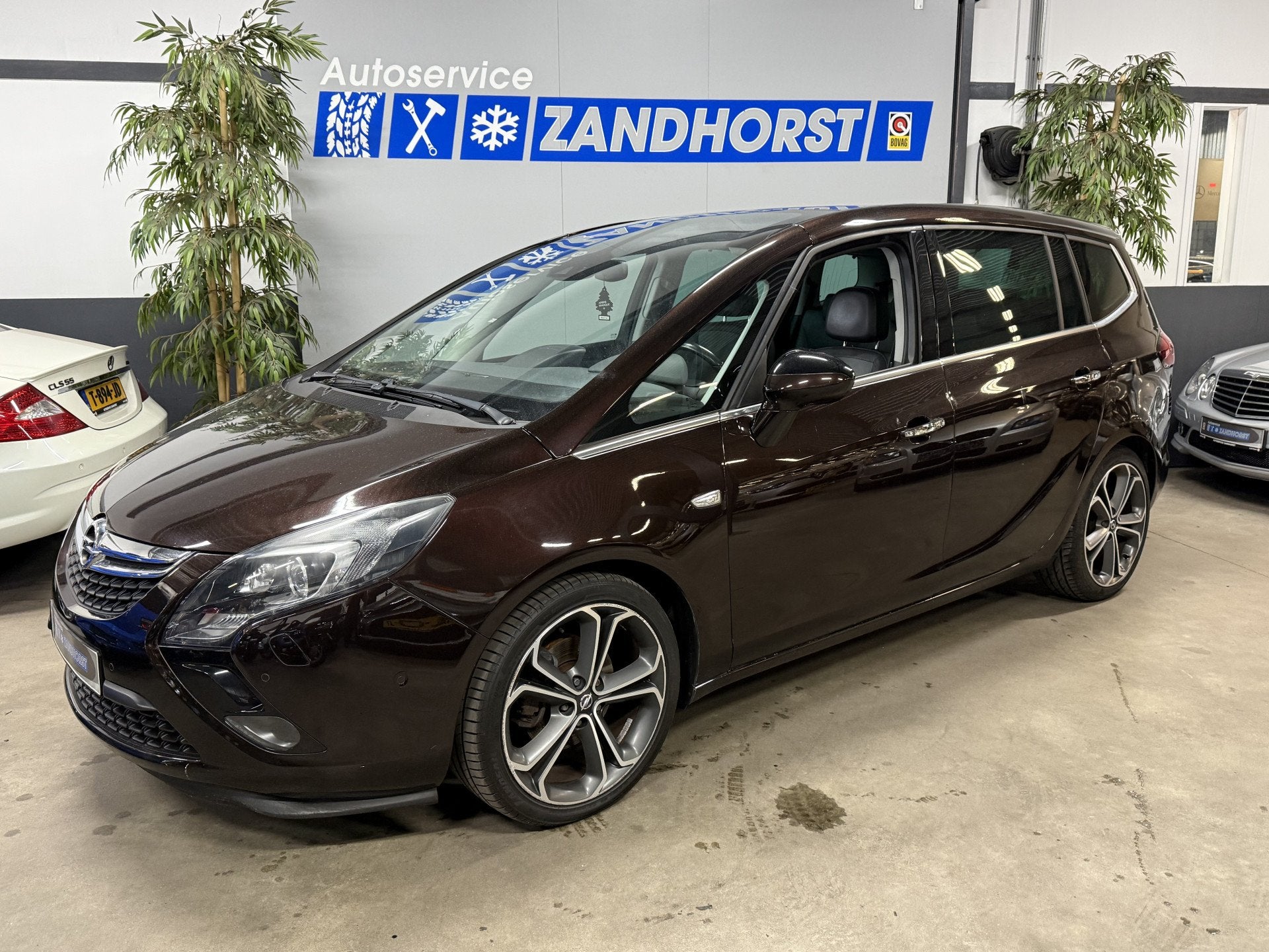 Opel Zafira Tourer 1.4 Cosmo 7p // Panodak // Half Leer // 1, Auto's, Opel, Euro 5, Zwart, 4 cilinders, Bruin