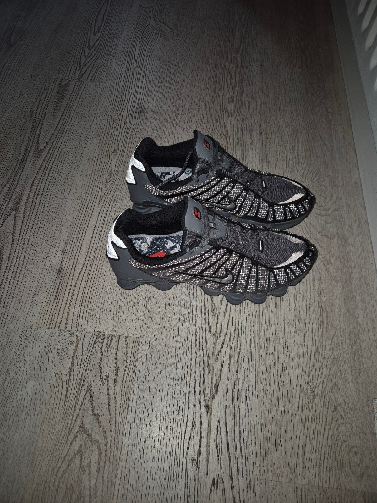 Nike Shox TL - Grijs/Zwart - Maat 47.5, Zwart, Nike, Ophalen of Verzenden, Sneakers of Gympen