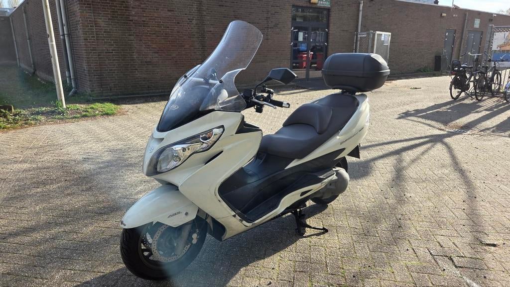 Suzuki Burgman 400 ABS, Motoren, Motoren | Suzuki, Particulier, Scooter