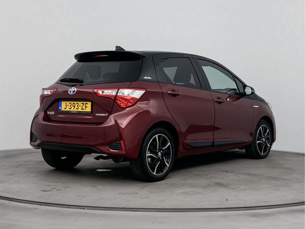 Toyota Yaris 1.5 Hybrid Bi-Tone | Dealer Onderhouden | Clima, 12 maanden, Gebruikt, Euro 6, 4 cilinders