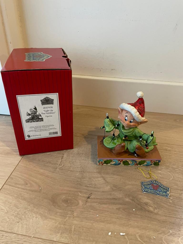 Disney Traditions - Jim Shore  Dopey Light Up The Holidays, Verzamelen, Ophalen of Verzenden, Nieuw, Beeldje of Figuurtje