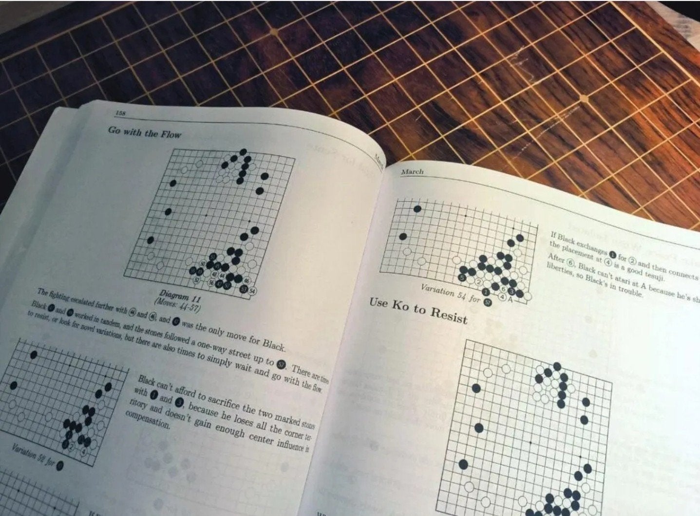 GEZOCHT: boekjes over Go / baduk game, Hobby en Vrije tijd, Gezelschapsspellen | Bordspellen, Ophalen