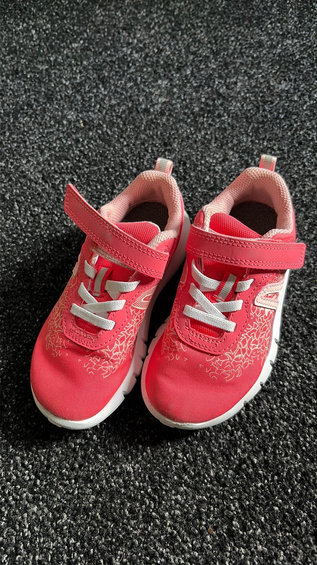 Roze gymschoen maat 27, Ophalen, Zo goed als nieuw, Meisje, Schoentjes