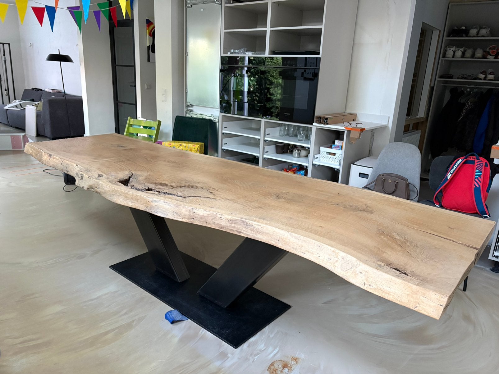 Unieke, handgemaakte eikenhouten boomstamtafel 3mx85cm, Gebruikt, 200 cm of meer, Rechthoekig, 50 tot 100 cm