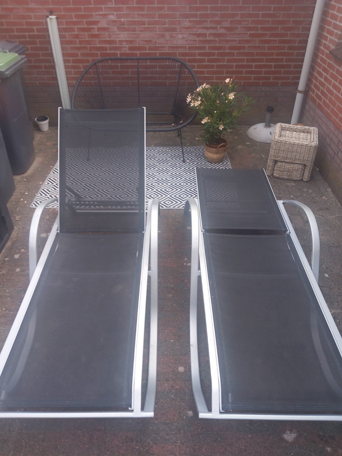Twee ligbedden, Ophalen, Aluminium, Verstelbaar