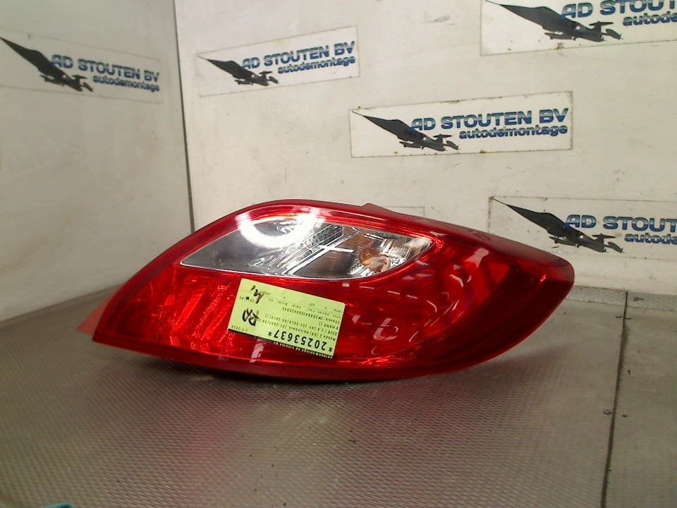 Achterlicht Rechts Mazda 2 (DE) (2010-01/2015-06) D65151150, Gebruikt, Hitdorfer Straße 73, Leverkusen 51371, , Duitsland, Mazda