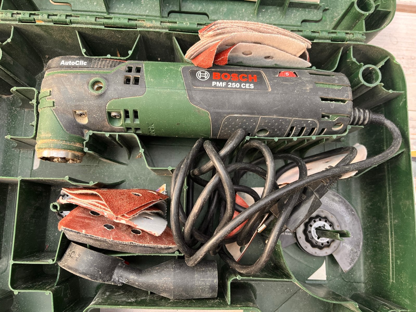 Bosch PMF 250 CES Multitool met accessoires en koffer, Ophalen of Verzenden, Gebruikt, Multitool, Bosch