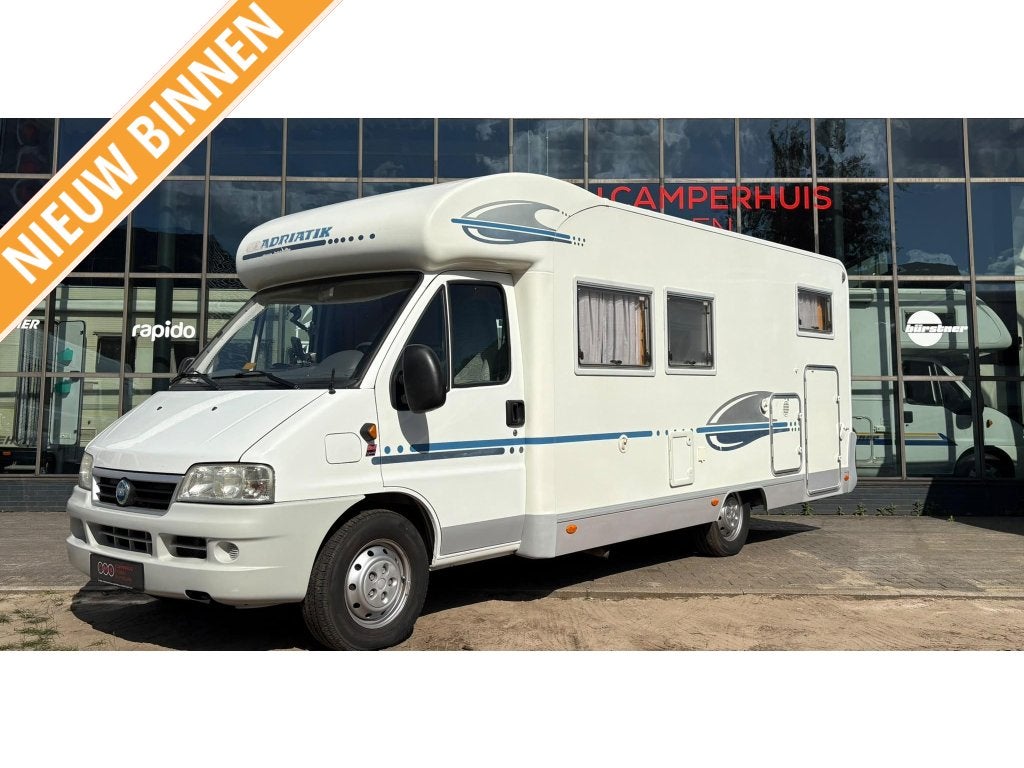 Adria Coral 660 SL EnkeleBedden,Airco,130PK, Standaard zit, Ringverwarming, Fiat, Luifel