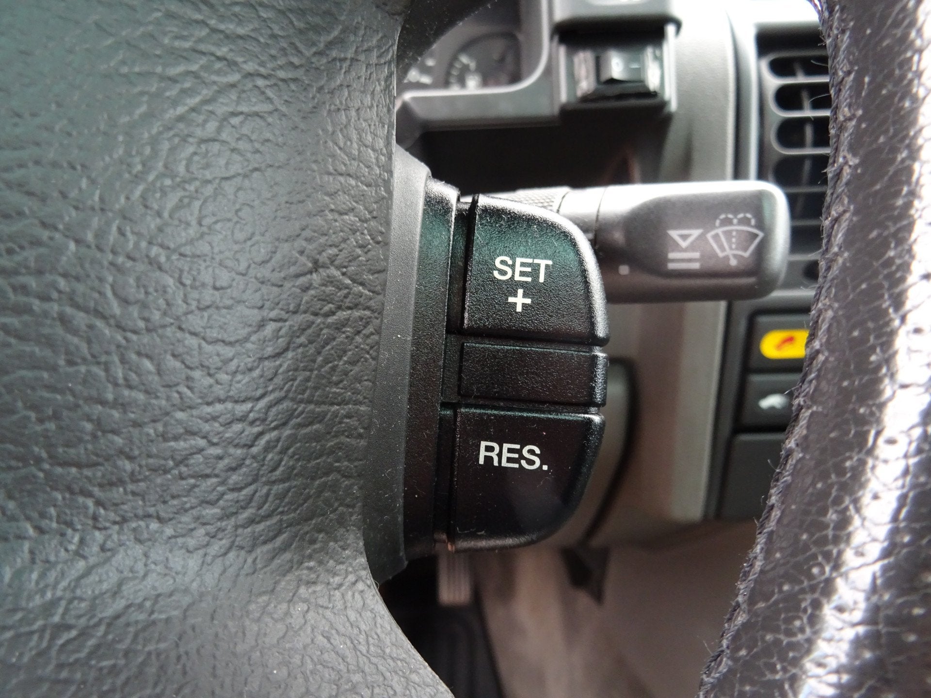 Land Rover Discovery 4.0 V8 ES * BTW * LAGE KM * YOUNGTIMER, foto 12