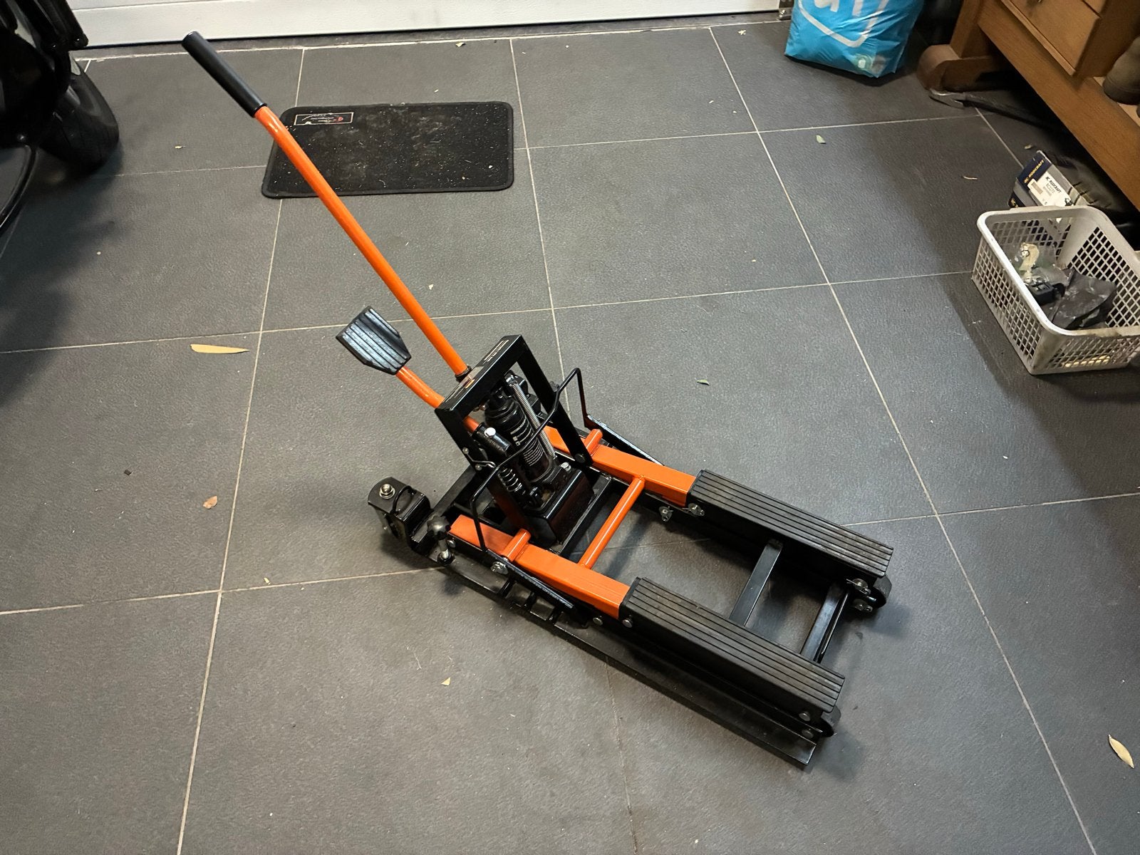 Motorfiets Krik lift - 680KG Capaciteit, Auto diversen, Krikken, Ophalen, Gebruikt, Mechanisch, Garagekrik