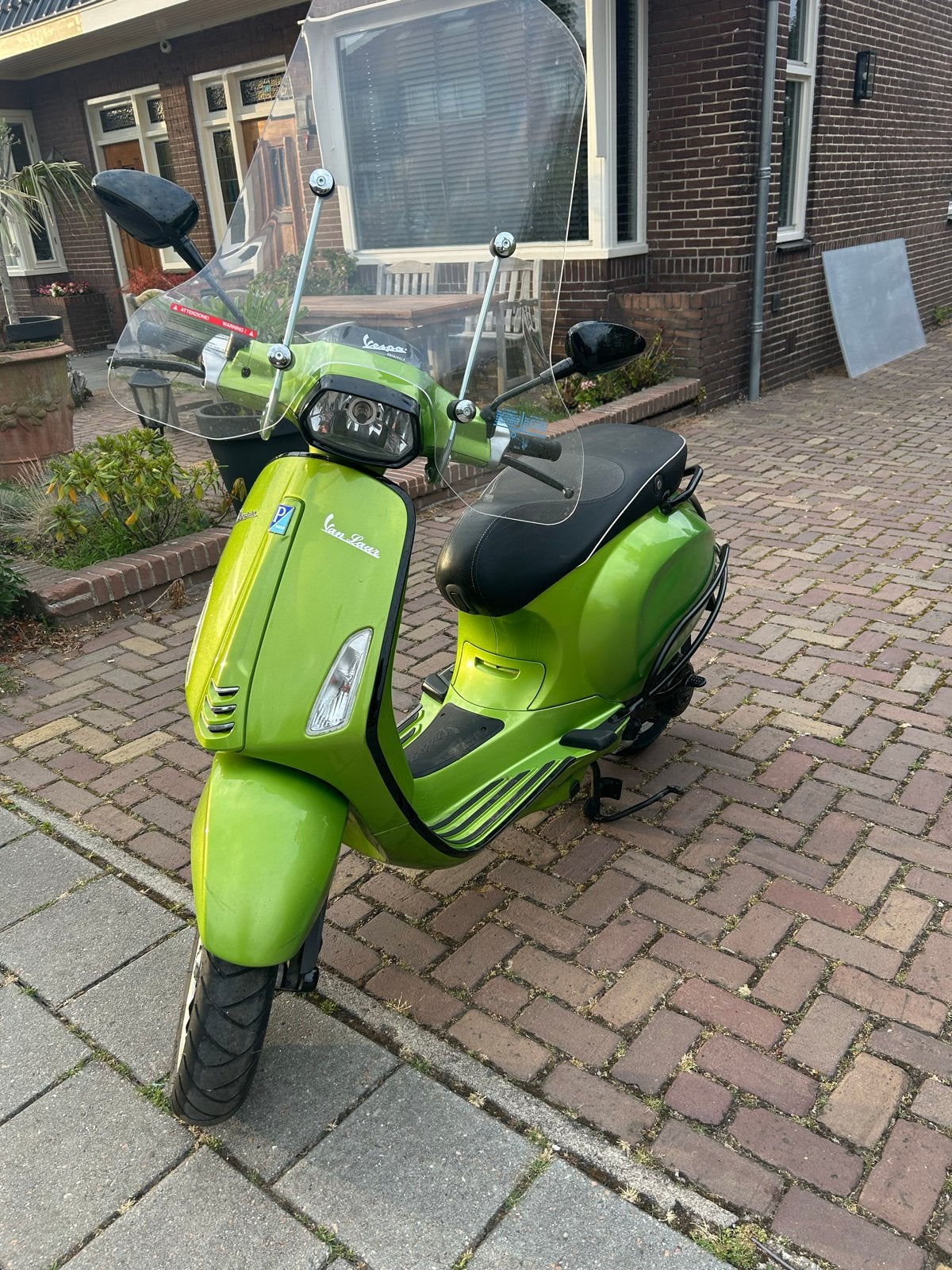 Vespa Sprint 25km/u - Zo goed als nieuw!, Fietsen en Brommers, Scooters | Vespa, Ophalen, Overige modellen, Zo goed als nieuw