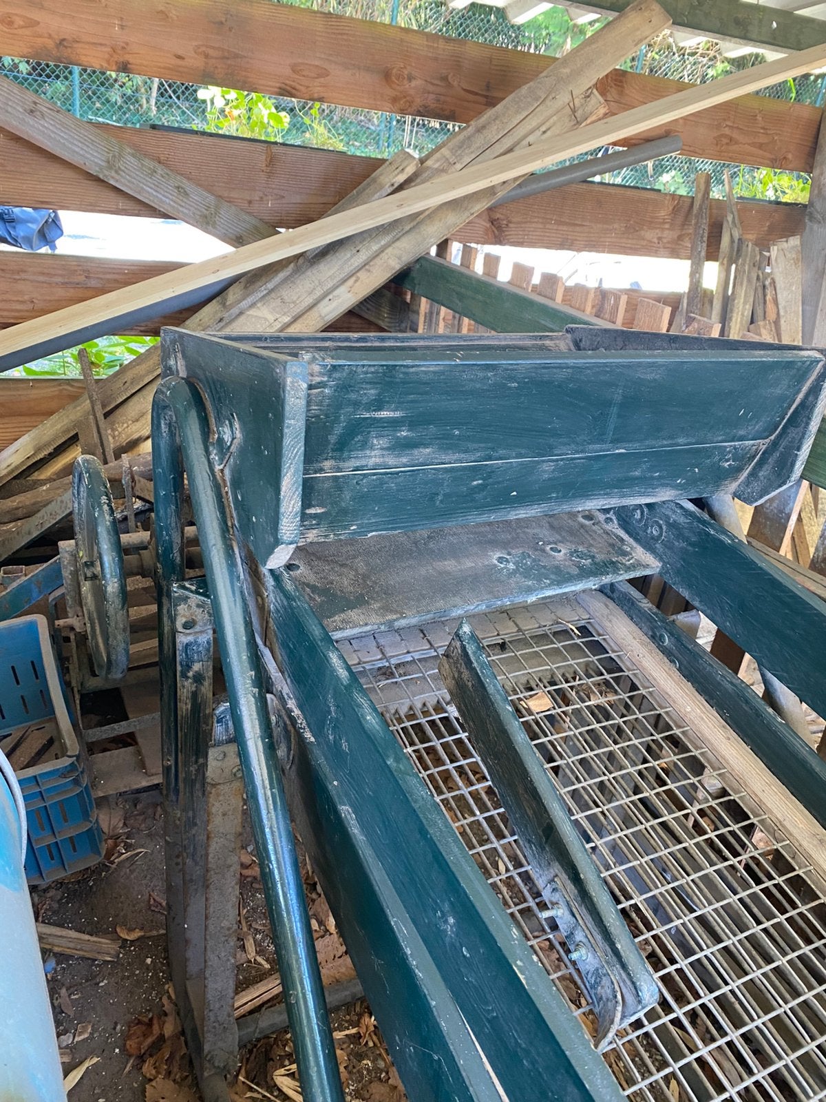 Aardappel schud, schoon, sorteer; handmatige aandrijving, Ophalen, Gebruikt