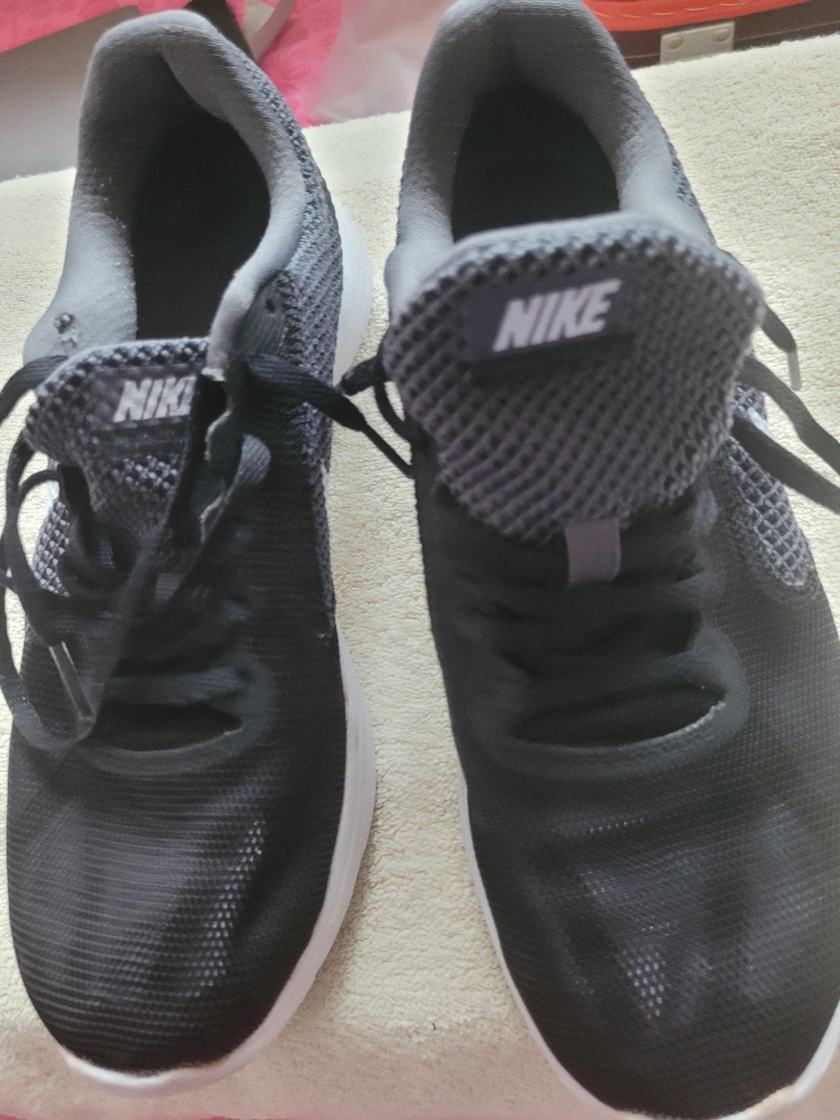 Nike Revolution 4 hardloopschoenen - Zwart/Grijs, Ophalen of Verzenden, Gedragen, Zwart