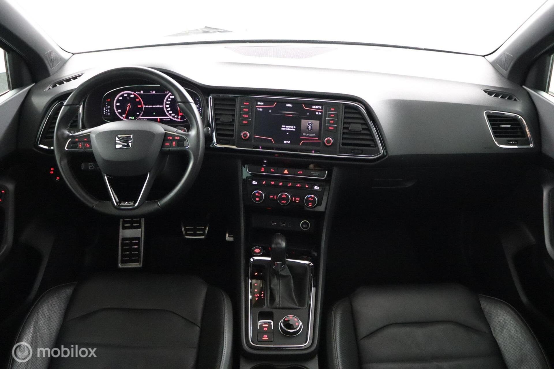 Seat Ateca 1.4 EcoTSI FR Business Intense DSG / PANO / LEDER, Auto's, Gebruikt, 4 cilinders, 150 pk, Ateca