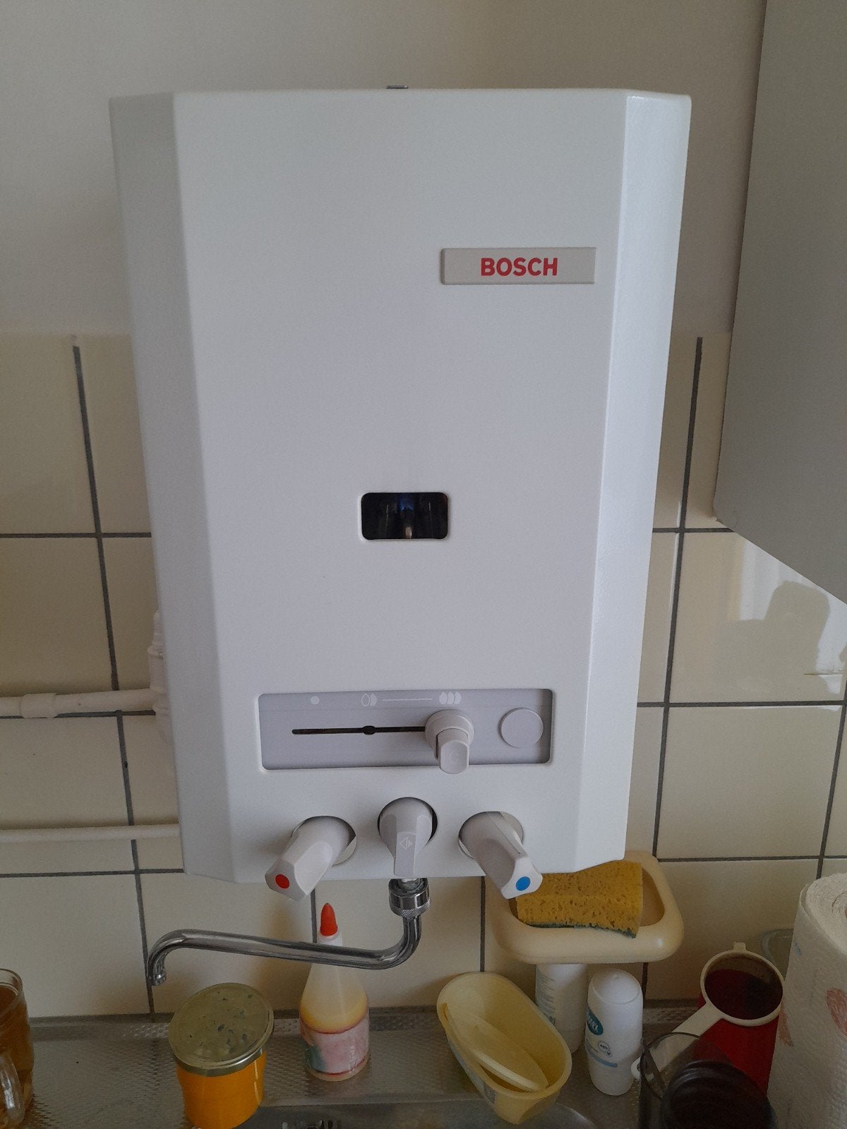 Bosch Geiser - Aardgas - Zo goed als nieuw, Doe-het-zelf en Verbouw, Aardgas, Geiser, Ophalen of Verzenden, Zo goed als nieuw