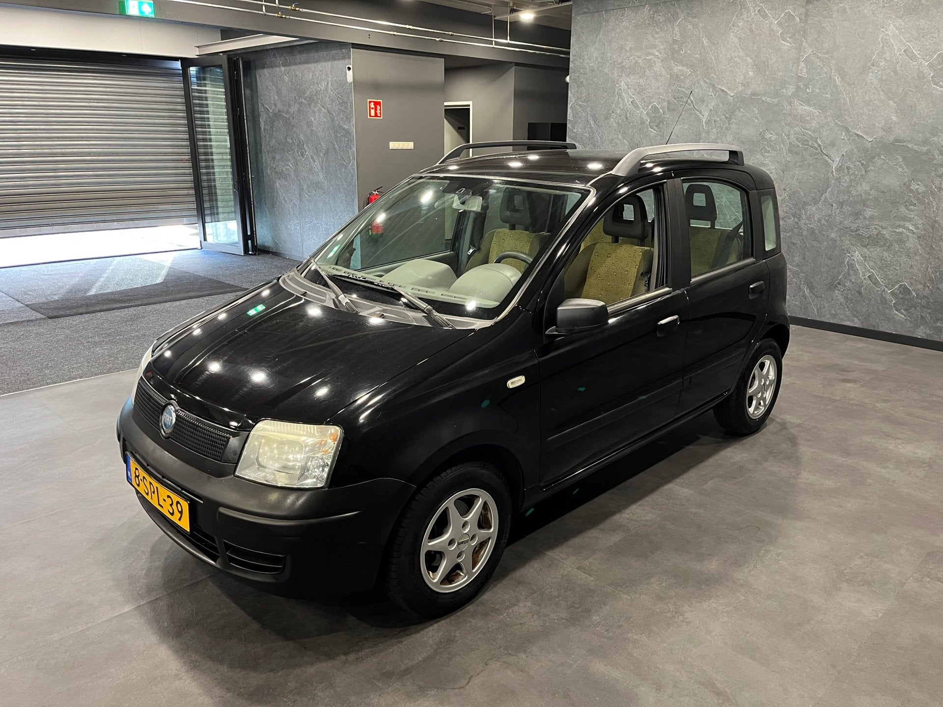 Fiat Panda 1.1 Actual NIEUWE APK! NIEUWE KOPPELING!, Auto's, Fiat, Voorwielaandrijving, 4 stoelen, Zwart, Bedrijf