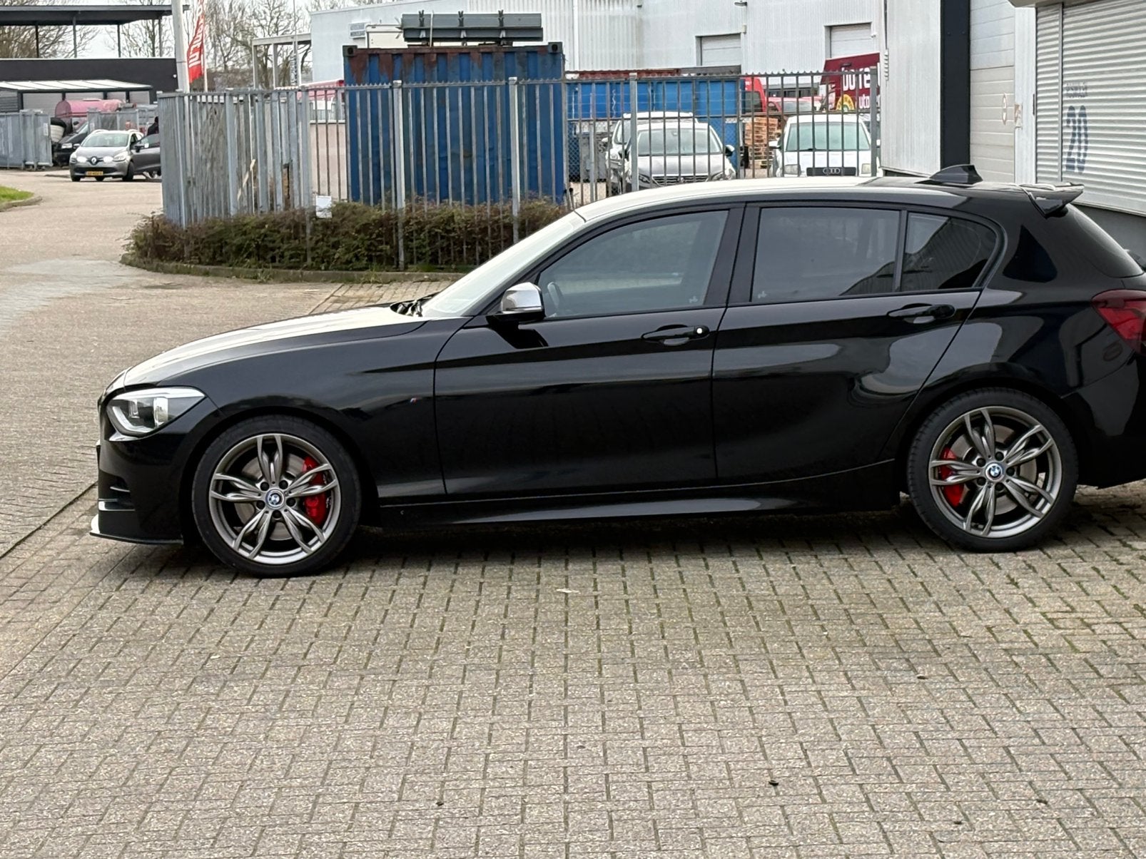 BMW m135i xdrive, Auto's, 320 pk, Alcantara, Zwart, Vierwielaandrijving