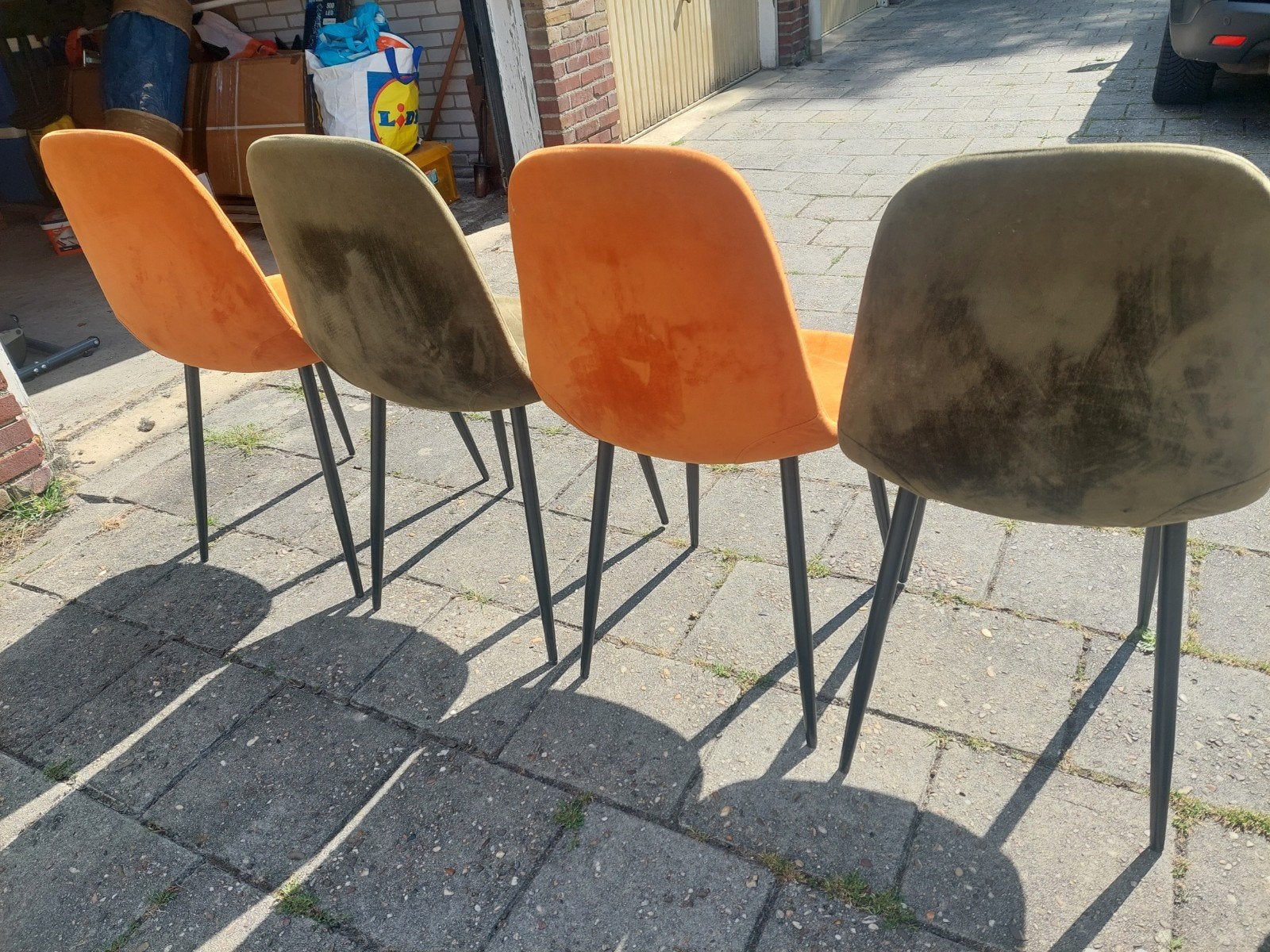 Set van 5 stoelen: 4x fluweel, 1x ribstof, Huis en Inrichting, Stoelen, Ophalen, Gebruikt, Overige kleuren, Stof