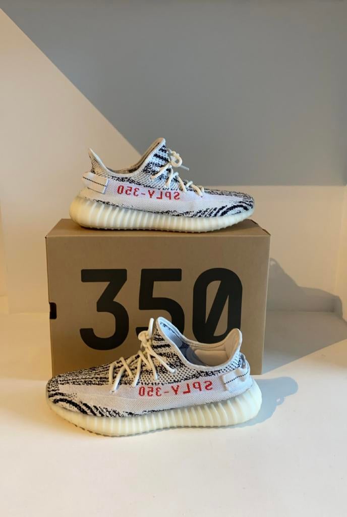 Yeezy boost 350 Zebra, Kleding | Heren, Schoenen, Wit, Ophalen of Verzenden, Sneakers of Gympen, Zo goed als nieuw