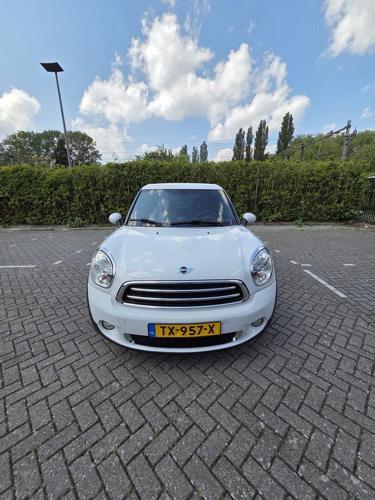 Mini Cooper Paceman 90KW 2013 Wit, 4 cilinders, 4 stoelen, Leder, Bruin