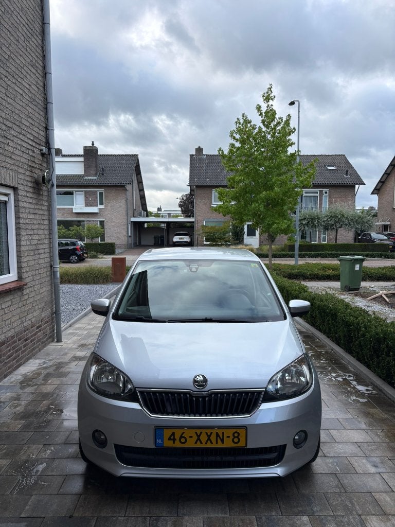 Starters auto - Skoda Citigo 1.0 T 44KW 2012 Grijs, Voorwielaandrijving, Euro 5, Stof, 840 kg